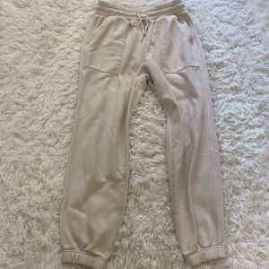 Universal Thread Cream Joggers